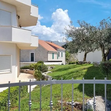 Apartment Gojini Dvori