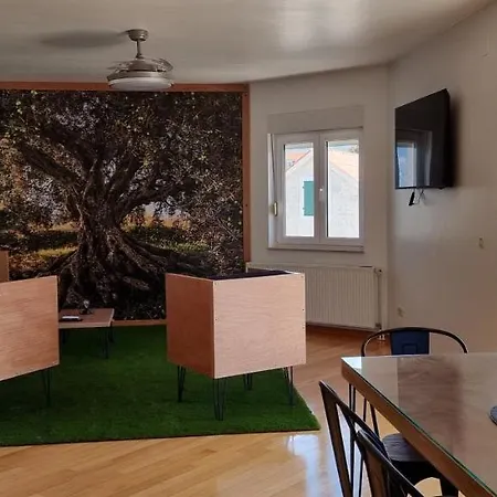 Gojini Dvori * Сплит